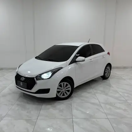 HYUNDAI HB20 1.6 COMFORT PLUS 16V FLEX 4P AUTOMÁTICO