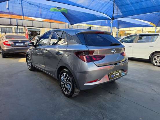 HYUNDAI-HB20-2022