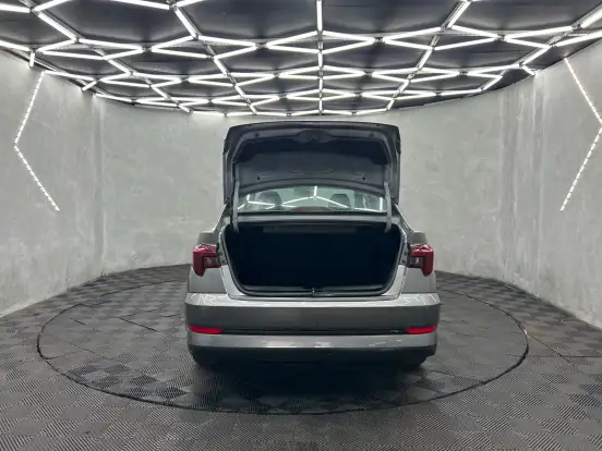 HYUNDAI-HB20S-2024
