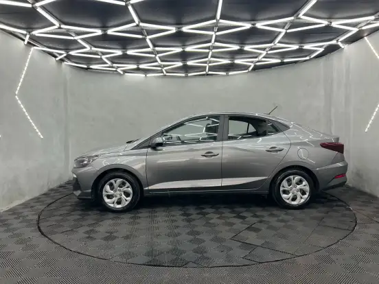 HYUNDAI-HB20S-2024