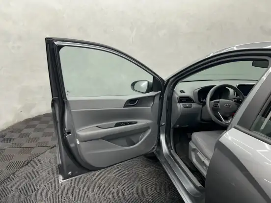 HYUNDAI-HB20S-2024