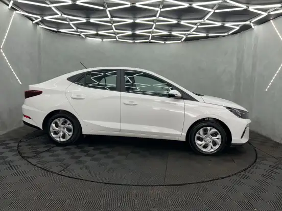 HYUNDAI-HB20S-2025