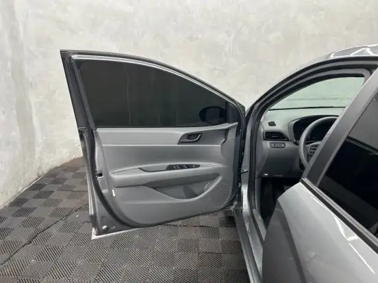 HYUNDAI-HB20S-2025