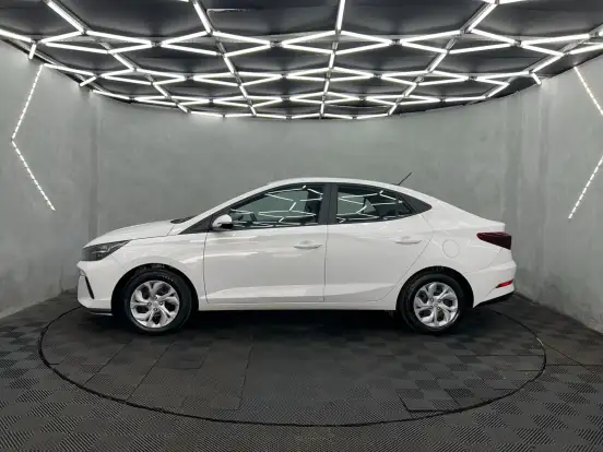 HYUNDAI-HB20S-1.0 12V FLEX COMFORT PLUS MANUAL HYUNDAI-HB20S-2025