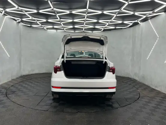HYUNDAI-HB20S-2025