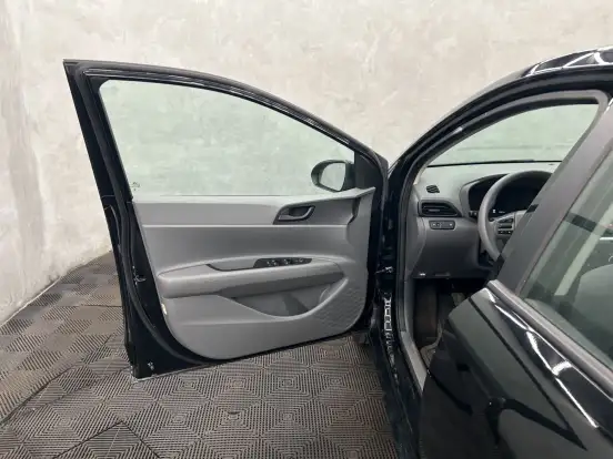 HYUNDAI-HB20S-2025