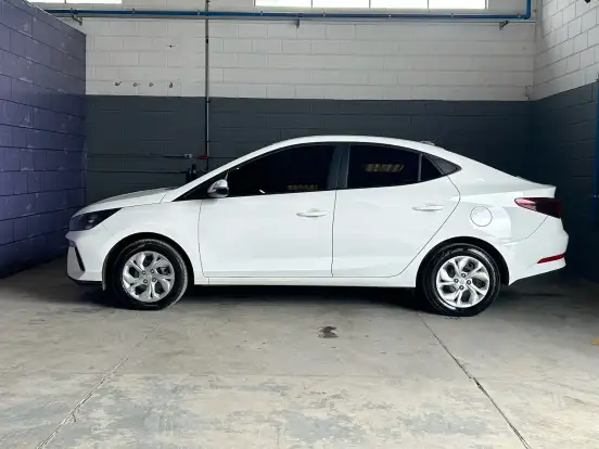 HYUNDAI-HB20S-1.0 12V FLEX COMFORT PLUS MANUAL HYUNDAI-HB20S-2025