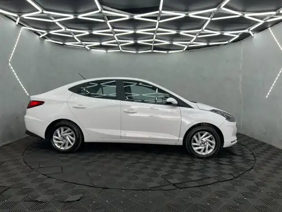 HYUNDAI-HB20S-2022