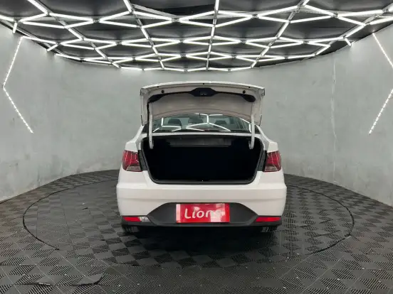 HYUNDAI-HB20S-2022