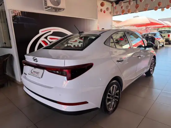 HYUNDAI-HB20S-2024