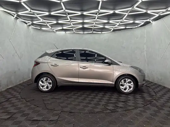 HYUNDAI-HB20S-2022