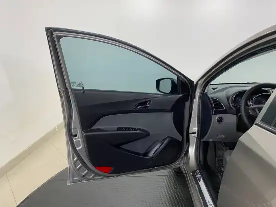 HYUNDAI-HB20S-2018