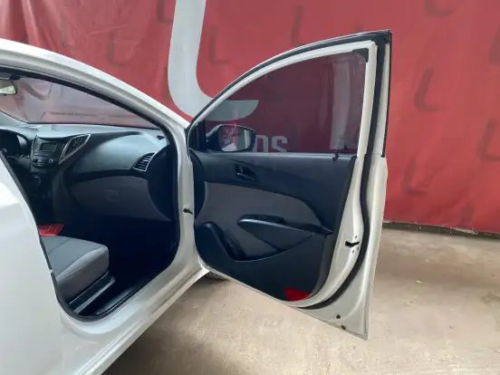 HYUNDAI-HB20S-1.0 COMFORT PLUS 12V FLEX 4P MANUAL HYUNDAI-HB20S-2018