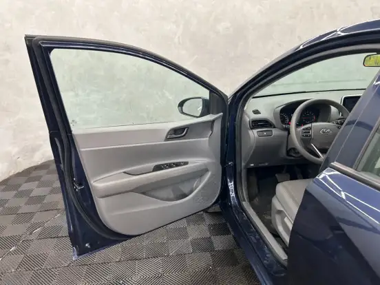 HYUNDAI-HB20S-2024