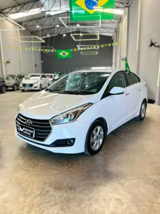 HYUNDAI HB20S 1.6 PREMIUM 16V FLEX 4P AUTOMÁTICO HYUNDAI HB20S 1.6 PREMIUM 16V FLEX 4P AUTOMÁTICO
