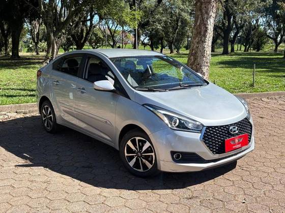 HYUNDAI HB20S 1.6 PREMIUM 16V FLEX 4P AUTOMÁTICO