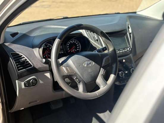HYUNDAI-HB20S-2019