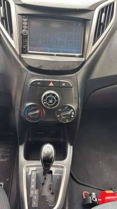 HYUNDAI-HB20X-1.6 16V STYLE FLEX 4P AUTOMÁTICO HYUNDAI-HB20X-2015