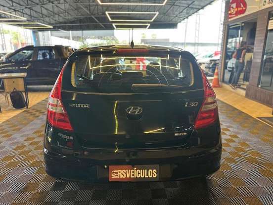 HYUNDAI-I30-2011