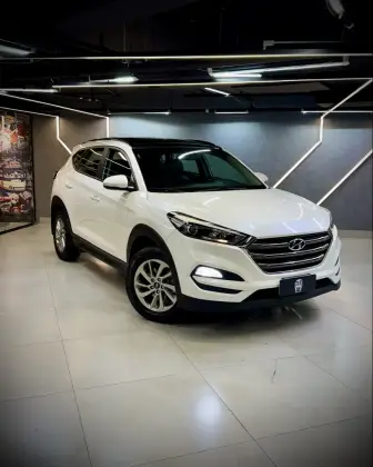 HYUNDAI TUCSON 1.6 16V T-GDI GASOLINA GLS ECOSHIFT HYUNDAI TUCSON 1.6 16V T-GDI GASOLINA GLS ECOSHIFT