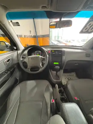 HYUNDAI-TUCSON-2008