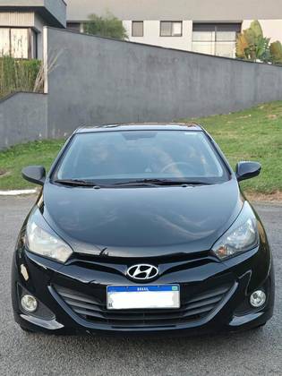 HYUNDAI HB20 1.6 COMFORT PLUS 16V FLEX 4P AUTOMÁTICO