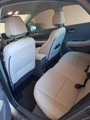 HYUNDAI-HB20S-2023