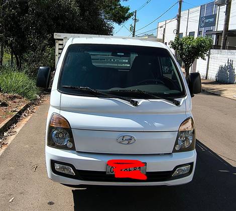 HYUNDAI HR 2.5 LONGO SEM CAÇAMBA 4X2 16V 130CV TURBO INTERCOOLER DIESEL 2P MANUAL
