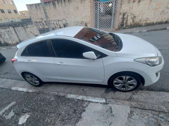 HYUNDAI-I30-1.8 MPI 16V GASOLINA 4P AUTOMATICO HYUNDAI-I30-2013