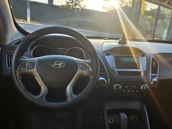 HYUNDAI-IX35-2.0 MPFI GLS 4X2 16V GASOLINA 4P AUTOMÁTICO HYUNDAI-IX35-2012