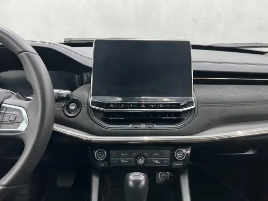 JEEP-COMMANDER-2023