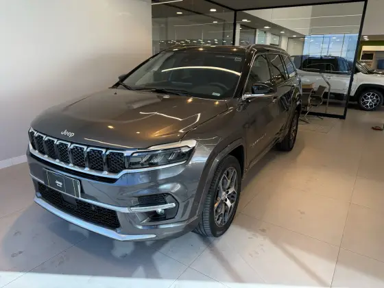 JEEP COMMANDER 1.3 T270 TURBO FLEX OVERLAND AT6