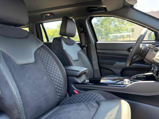 JEEP-COMMANDER-2026