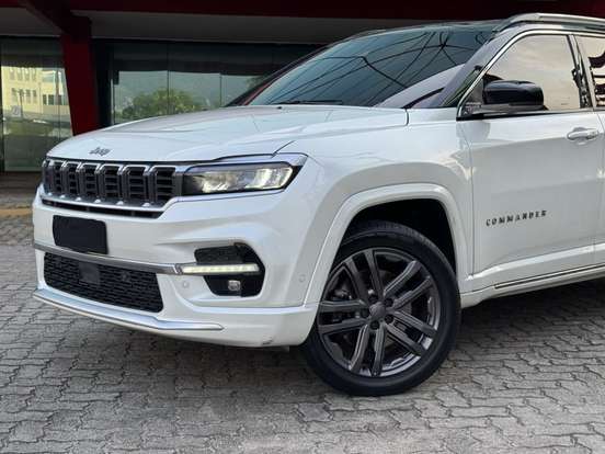 JEEP-COMMANDER-2024