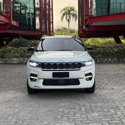 JEEP-COMMANDER-2024