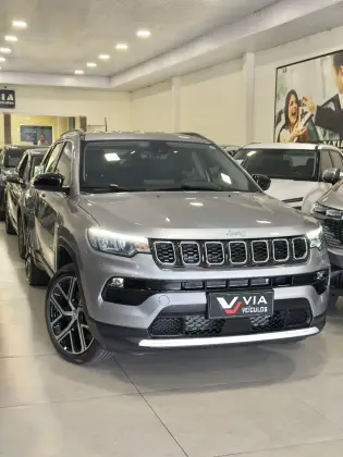 JEEP COMPASS 1.3 T270 TURBO FLEX LONGITUDE AT6