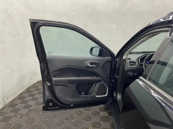 JEEP-COMPASS-2.0 16V DIESEL LONGITUDE 4X4 AUTOMÁTICO JEEP-COMPASS-2021