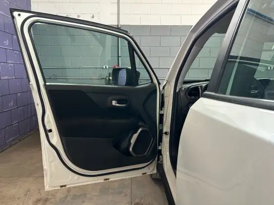 JEEP-RENEGADE-2024