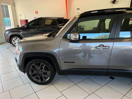 JEEP-RENEGADE-2021