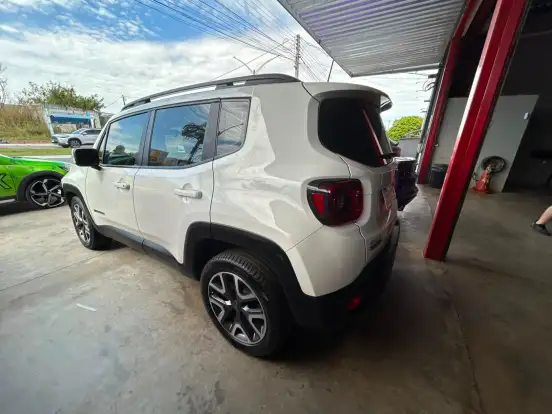 JEEP-RENEGADE-2019