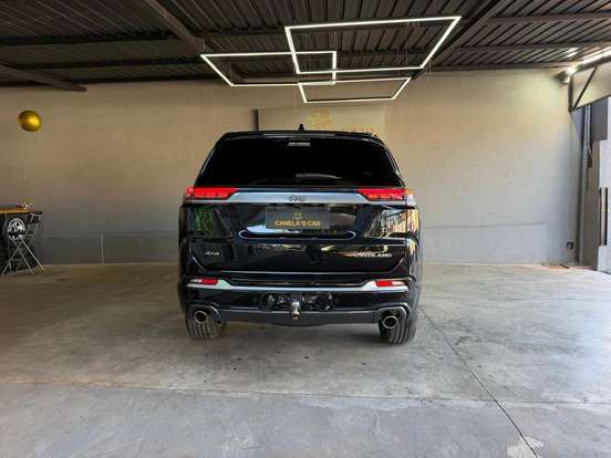 JEEP-COMMANDER-2025