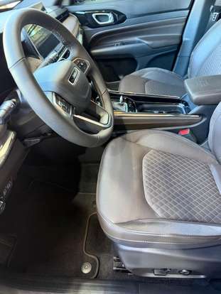 JEEP-COMMANDER-2.0 HURRICANE 4 TURBO GASOLINA OVERLAND AT9 JEEP-COMMANDER-2025