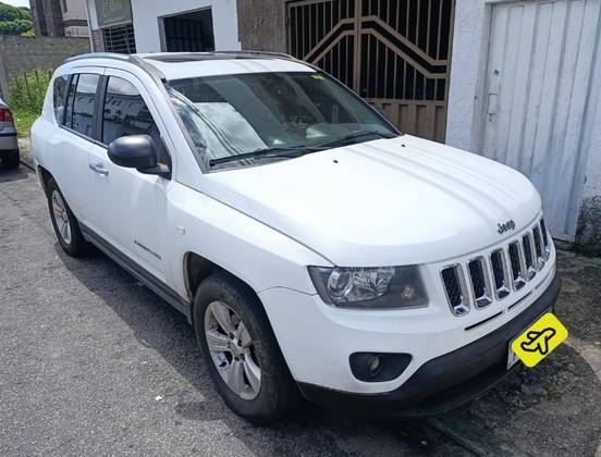 JEEP COMPASS 2.0 SPORT 4X2 16V GASOLINA 4P AUTOMÁTICO