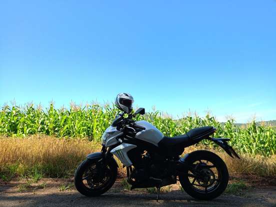 KAWASAKI-ER-6N-2015