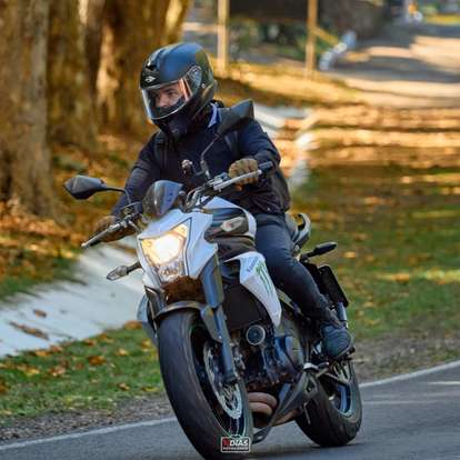 KAWASAKI-ER-6N-2015