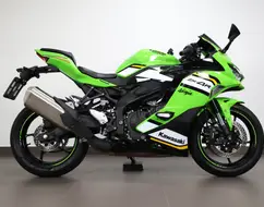 KAWASAKI NINJA ZX-4R KAWASAKI NINJA ZX-4R
