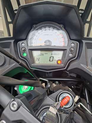KAWASAKI-VERSYS-2017