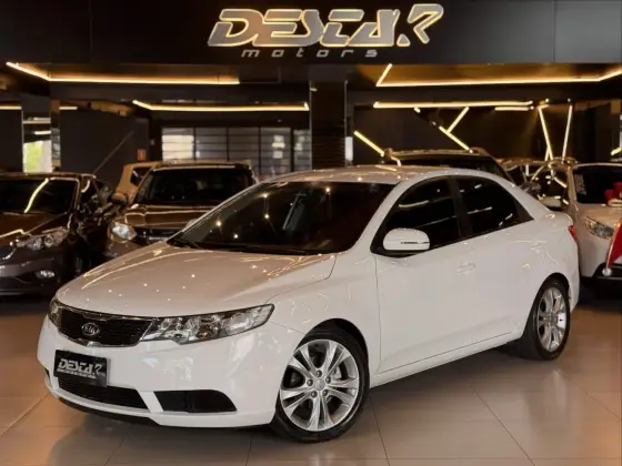 KIA CERATO 1.6 EX2 SEDAN 16V GASOLINA 4P MANUAL