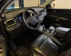 KIA SORENTO 2.4 16V GASOLINA EX 7L AUTOMÁTICO KIA SORENTO 2.4 16V GASOLINA EX 7L AUTOMÁTICO