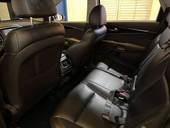 KIA-SORENTO-2.4 16V GASOLINA EX 7L AUTOMÁTICO KIA-SORENTO-2018